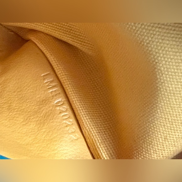 ✖️SOLD✖️AUTH Goyard Senat MM Pouch in Green - Picture 8 of 8